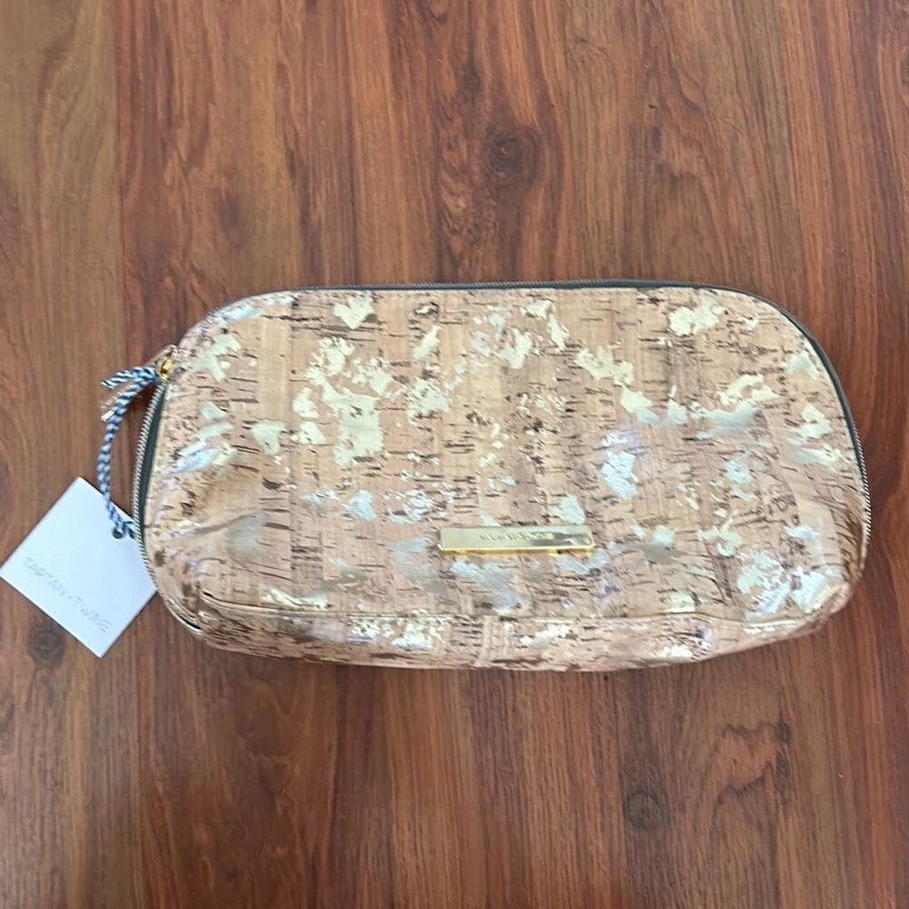 NWT Tartan + Twine cork print cosmetic bag travel bag￼
